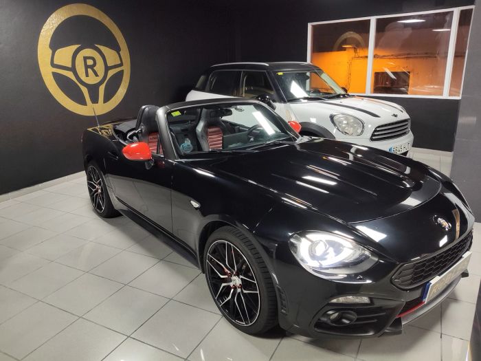 Imagen principal del Abarth 124 Spider competizione